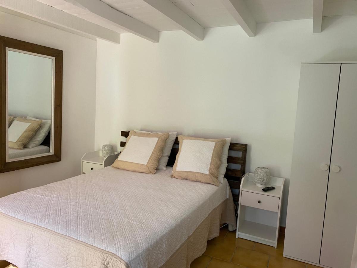 Les Mazets De La Cascade Apartment Salernes Bagian luar foto